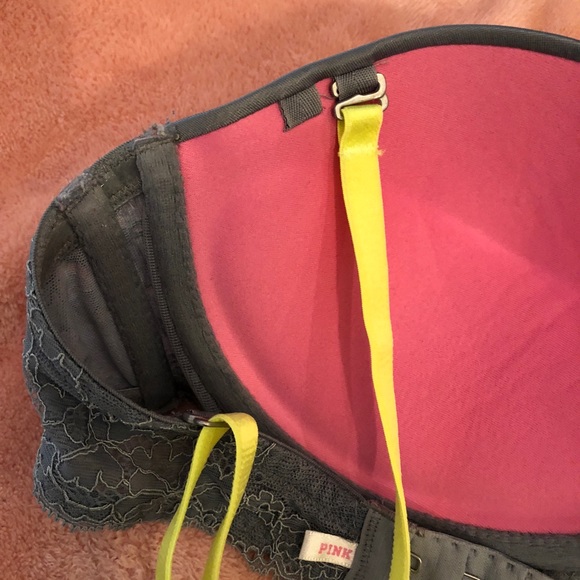 SALE!! Victoria Secret strapless 34c bra - Picture 5 of 6